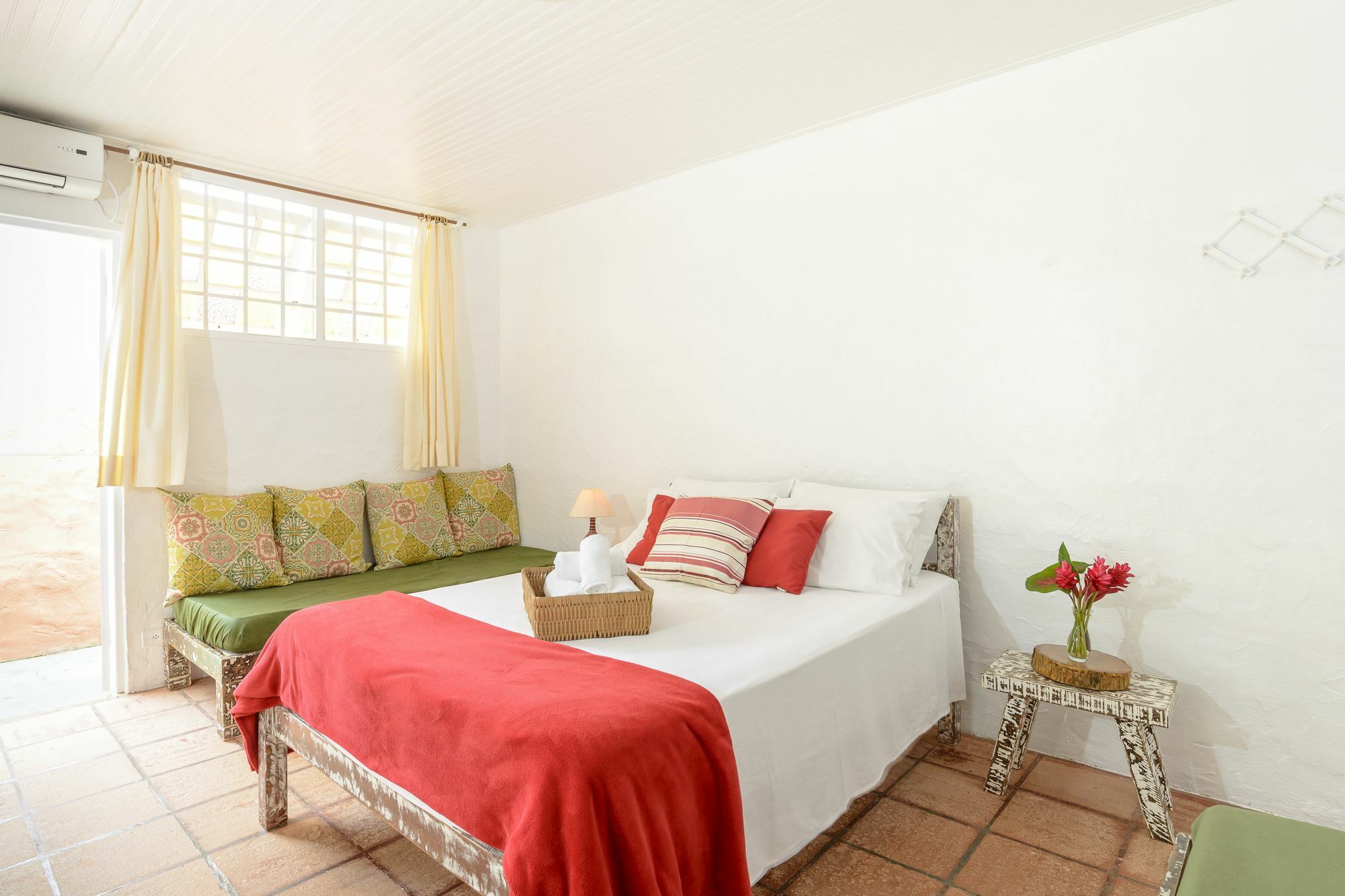 Velinn Pousada Bromelias Ilhabela Exterior foto